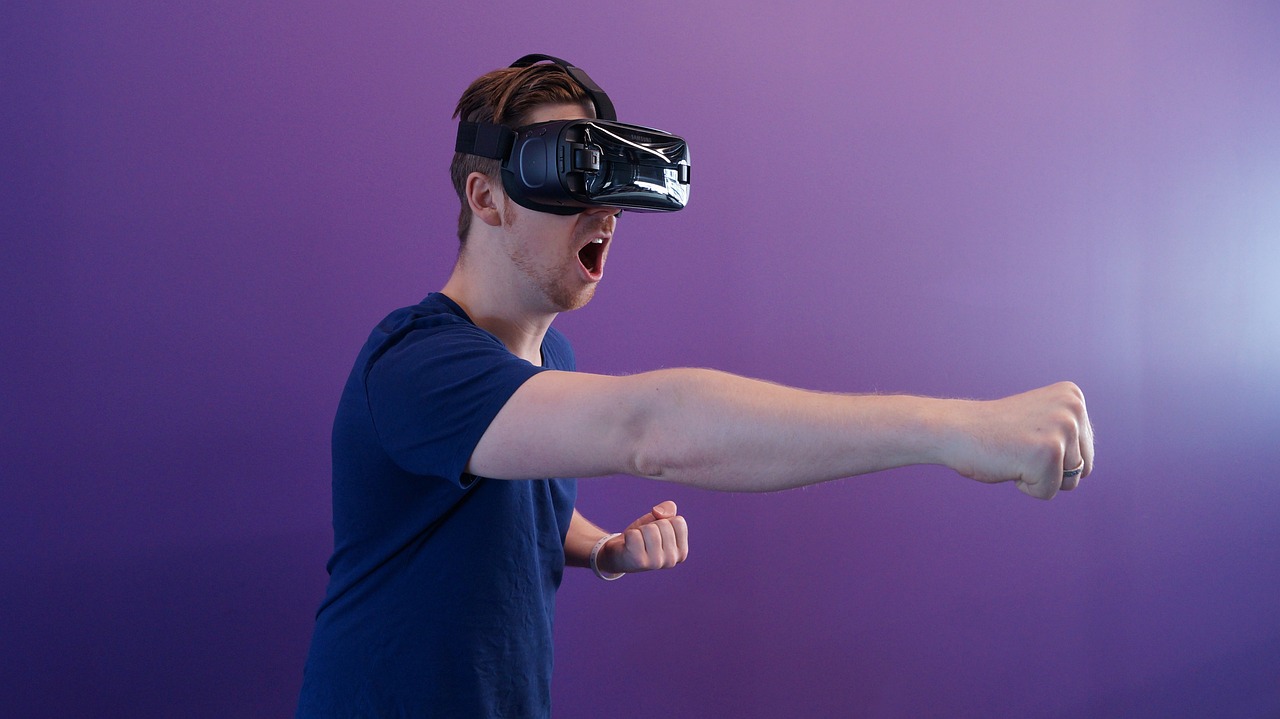 Comment utiliser un casque de réalité virtuelle : les étapes à suivre